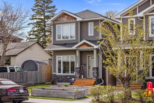 6417 34 Avenue Nw, Calgary, AB - Outdoor With Facade