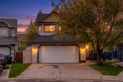 381 Hidden Valley Manor NW Calgary, AB T3A 5V5