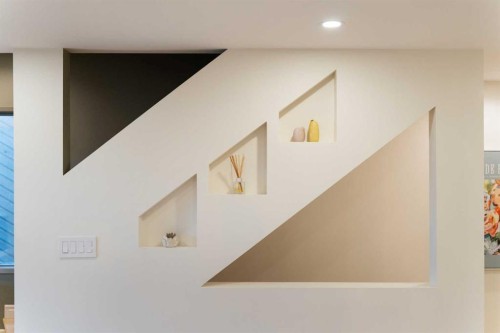 2531 7 Avenue Nw, Calgary, AB - Indoor Photo Showing Other Room