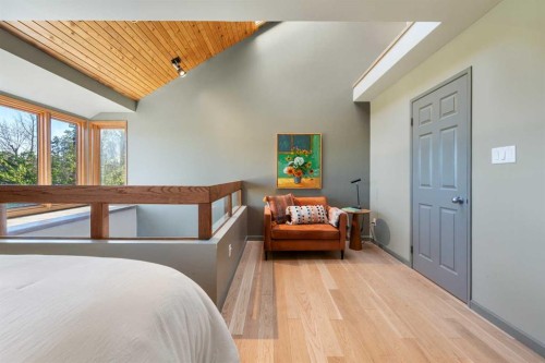 2531 7 Avenue Nw, Calgary, AB - Indoor