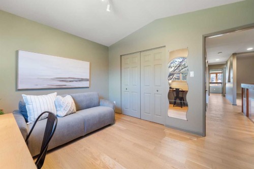 2531 7 Avenue Nw, Calgary, AB - Indoor