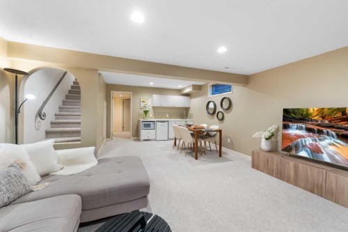 2531 7 Avenue Nw, Calgary, AB - Indoor