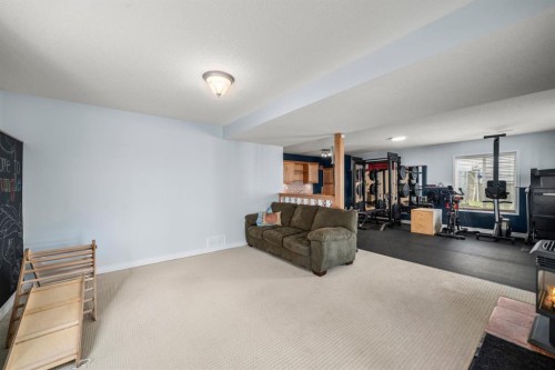 26 Somerset Crescent Sw, Calgary, AB - Indoor