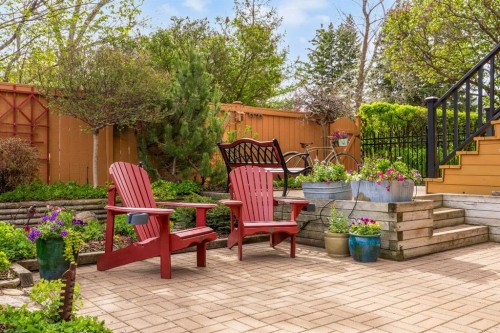 236 10 Avenue Ne, Calgary, AB - Outdoor With Deck Patio Veranda