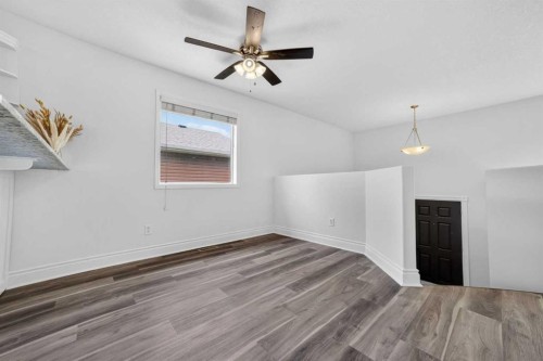 801 Mt Sundance Lane West, Lethbridge, AB - Indoor Photo Showing Other Room