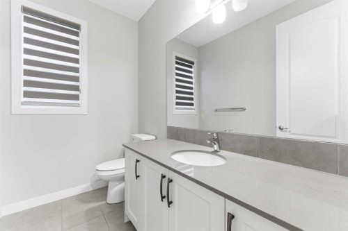 40 Evansfield Manor Nw, Calgary, AB - Indoor Photo Showing Other Room