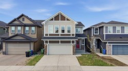 40 Evansfield Manor NW Calgary, AB T3P 1J9