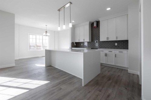 67 Amber View, Balzac, AB - Indoor Photo Showing Kitchen