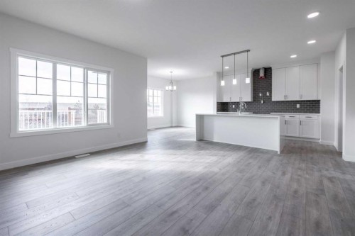 67 Amber View, Balzac, AB - Indoor Photo Showing Kitchen
