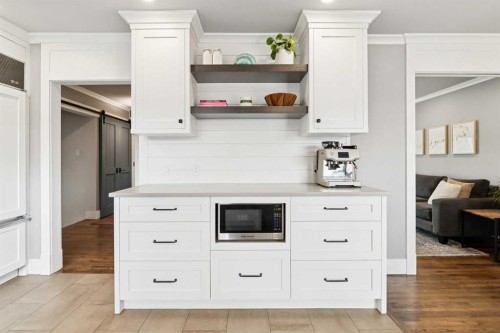 162 Fyffe Road Se, Calgary, AB - Indoor