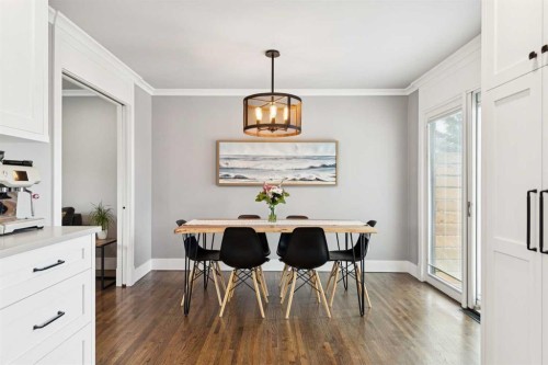 162 Fyffe Road Se, Calgary, AB - Indoor Photo Showing Dining Room
