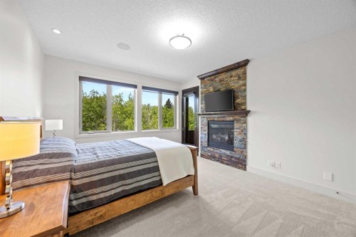 89 Evergreen Mount Sw, Calgary, AB - Indoor Photo Showing Bedroom
