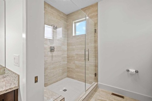 89 Evergreen Mount Sw, Calgary, AB - Indoor Photo Showing Bathroom