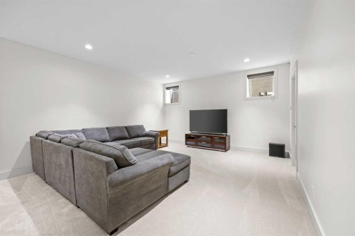 89 Evergreen Mount Sw, Calgary, AB - Indoor