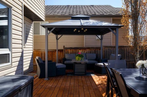 724 Prestwick Circle Se, Calgary, AB - Outdoor With Deck Patio Veranda With Exterior