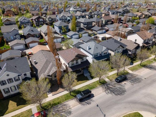 724 Prestwick Circle Se, Calgary, AB - Outdoor