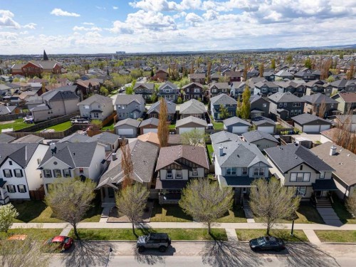 724 Prestwick Circle Se, Calgary, AB - Outdoor
