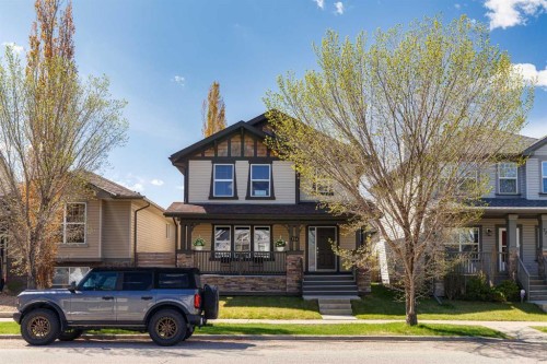 724 Prestwick Circle Se, Calgary, AB - Outdoor With Facade