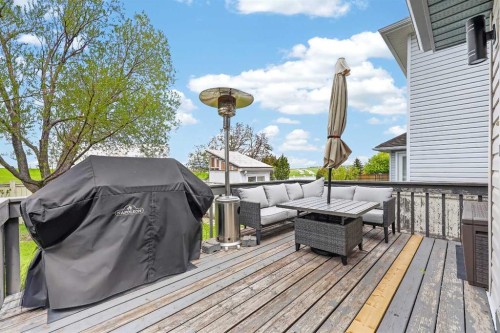 112 Hidden Ranch Crescent Nw, Calgary, AB - Outdoor With Deck Patio Veranda With Exterior