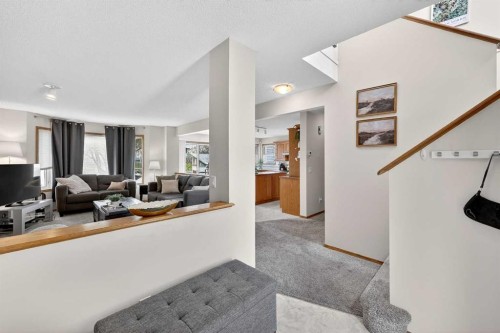 112 Hidden Ranch Crescent Nw, Calgary, AB - Indoor