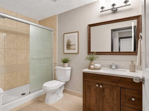 239 Cranarch Landing Se, Calgary, AB 