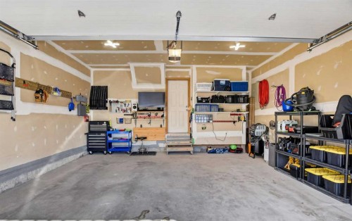 239 Cranarch Landing Se, Calgary, AB 