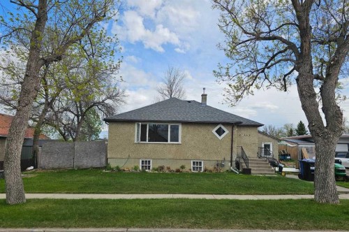 2311 22 Street  Nanton, AB T0L 1R0