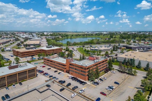 3115 12 Street Ne, Calgary, AB 