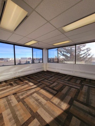 3115 12 Street Ne, Calgary, AB 