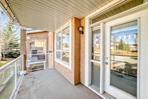 124 Royal Manor Nw, Calgary, AB - Outdoor With Balcony With Exterior