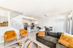 124 Royal Manor NW Calgary, AB T3G 5T6
