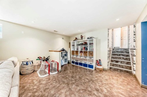 43 Westview Drive Sw, Calgary, AB - Indoor