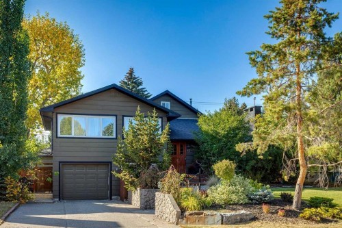 43 Westview Drive Sw, Calgary, AB - Outdoor