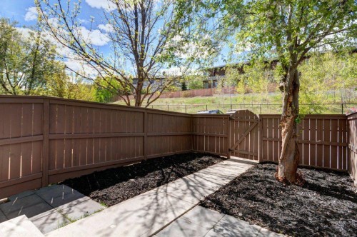 95 Aspen Hills Drive Sw, Calgary, AB - Outdoor