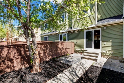 95 Aspen Hills Drive Sw, Calgary, AB - Outdoor With Deck Patio Veranda