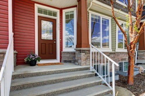95 Aspen Hills Drive Sw, Calgary, AB - Outdoor With Exterior