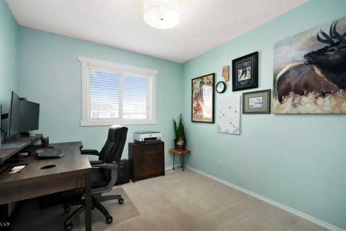 86 Everwillow Circle Sw, Calgary, AB - Indoor Photo Showing Office