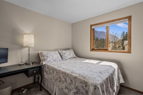12-9 Blackrock Crescent West, Canmore, AB - Indoor Photo Showing Bedroom