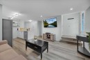 216-474 Seton Circle Se, Calgary, AB  - Indoor Photo Showing Living Room 