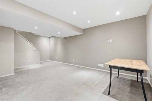 78 Everglen Way Sw, Calgary, AB - Indoor