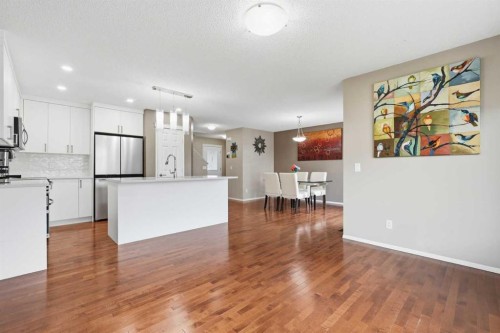 78 Everglen Way Sw, Calgary, AB - Indoor Photo Showing Kitchen