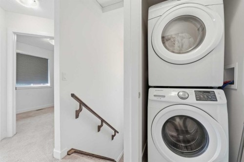 328 Bayview Street Sw, Airdrie, AB - Indoor Photo Showing Laundry Room