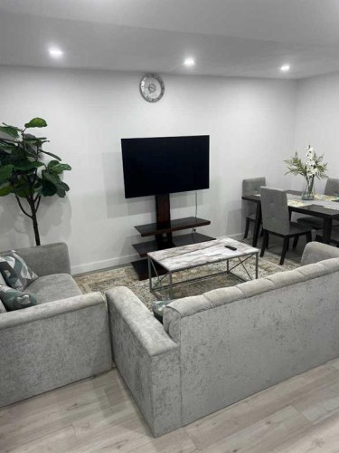 101-Dawson Drive, Chestermere, AB - Indoor