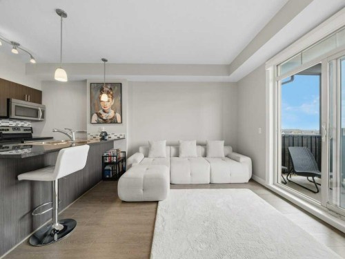 401-117 Copperpond Common Se, Calgary, AB - Indoor