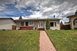 48 Deermont Way SE Calgary, AB T2J 5P3