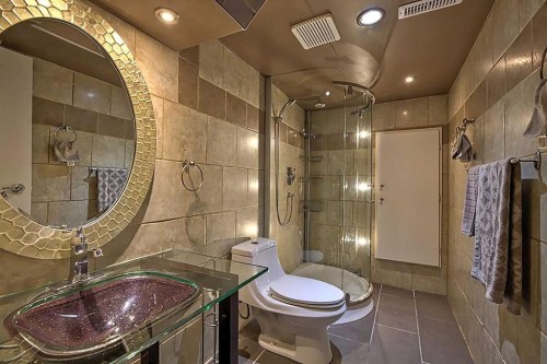 48 Deermont Way Se, Calgary, AB - Indoor Photo Showing Bathroom