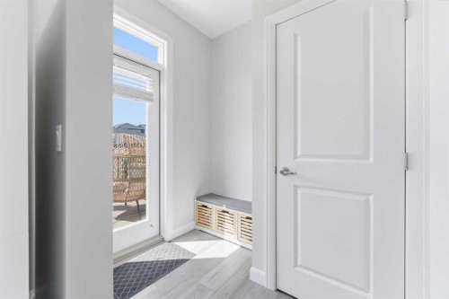 151 Evanscrest Park Nw, Calgary, AB - Indoor Photo Showing Other Room
