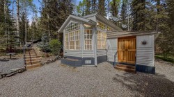 24-5227 Township Road 320 Rural Mountain View County, AB T0M 1X0