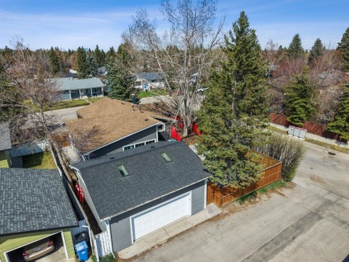1703 110 Avenue Sw, Calgary, AB - Outdoor