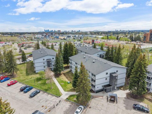 202C-5601 Dalton Drive Nw, Calgary, AB - Outdoor With View